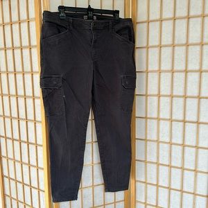 Women’s 5.11 Tactical Cargo Pants (size 14R)